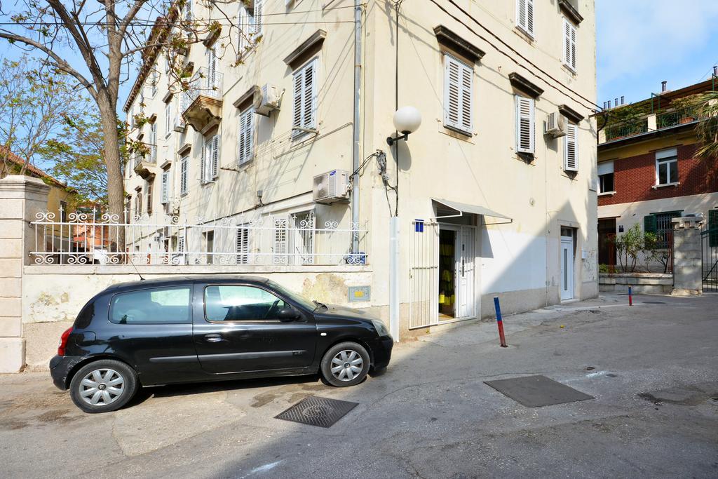 Studio Apartment Nika Free Parking Split Exterior photo